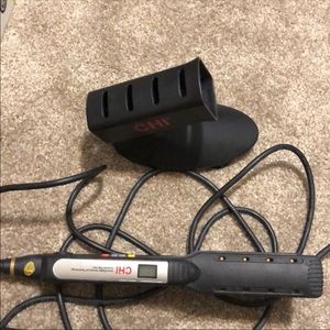 Chi hair straightener. holder and cover included